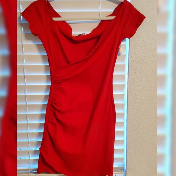 Dress - Picture 2 of 3